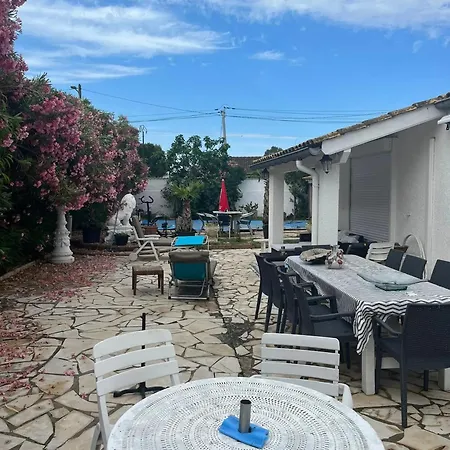 Maison Charmante A Avec Grand Jardin Et Terrasse * Marseillan (Herault)
