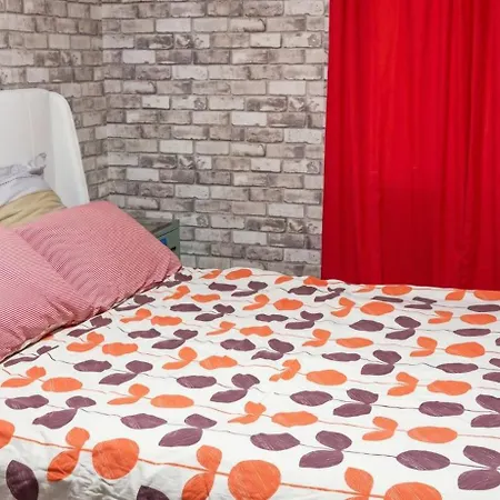 Prázdninový dům Maison Charmante A Avec Grand Jardin Et Terrasse *